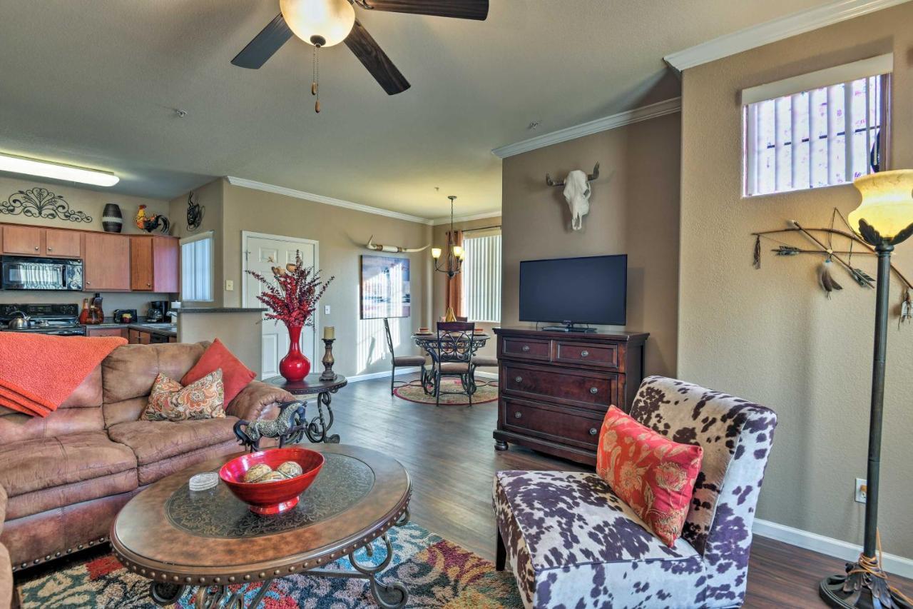 Gated Gilbert Condo Patio And Resort Amenities Mesa Esterno foto