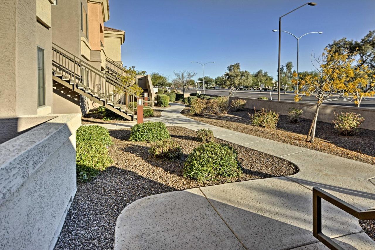 Gated Gilbert Condo Patio And Resort Amenities Mesa Esterno foto