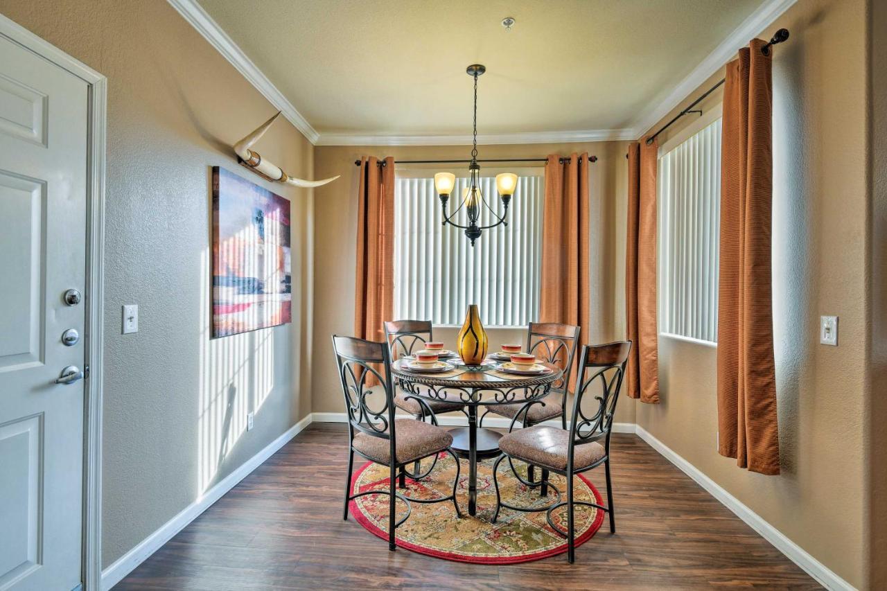 Gated Gilbert Condo Patio And Resort Amenities Mesa Esterno foto